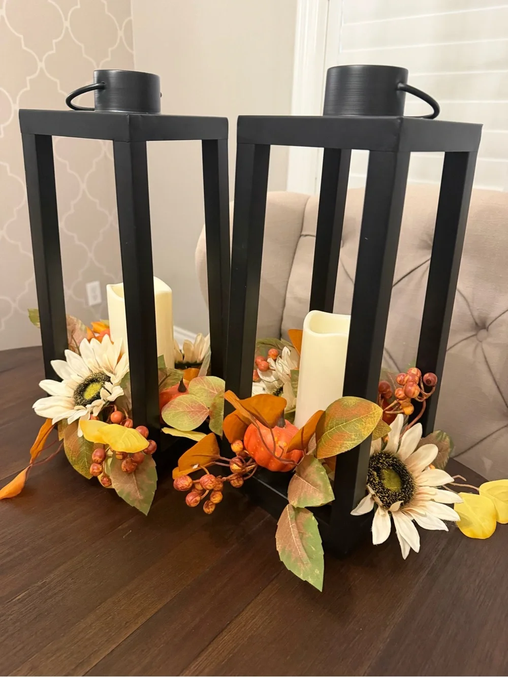 Black Metal Lantern fall floral flame less candle set
